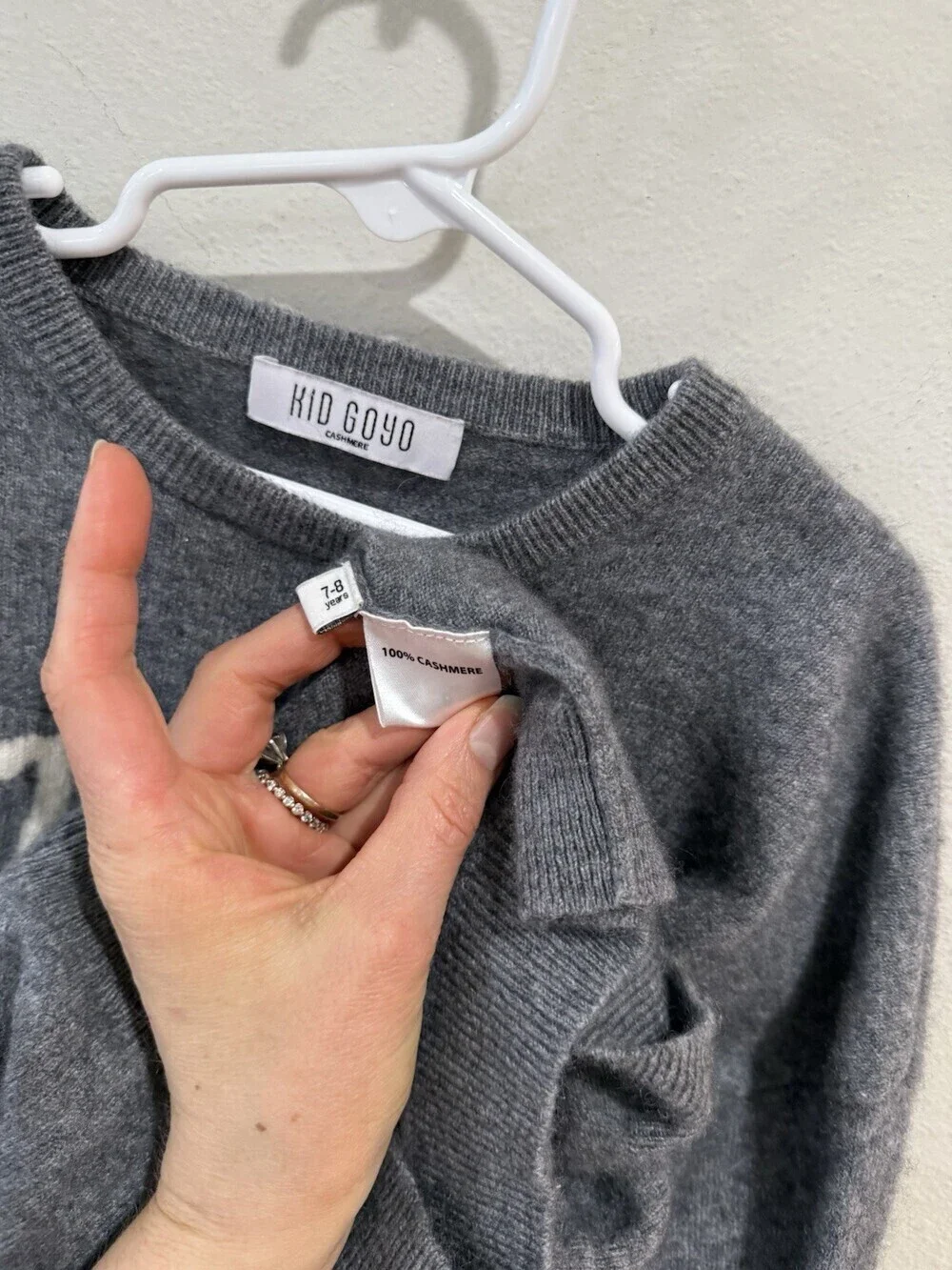Kid Goyo Girls Sweater 7-8 Years 7 8 100% Cashmere Gray Long Sleeve Pullover